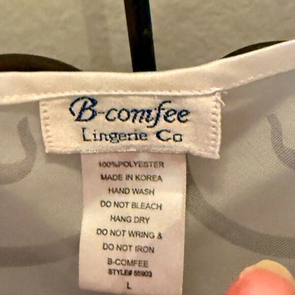 Sexy little chemise for your perfectly perfect Size Lg gorgeous ❤️ - Picture 8 of 8